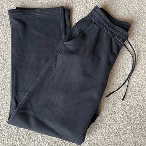 Lululemon Loungeful Sweatpant Black Size 6